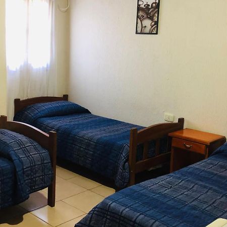 La Familia Hotel Пуерто Игуасу Екстериор снимка