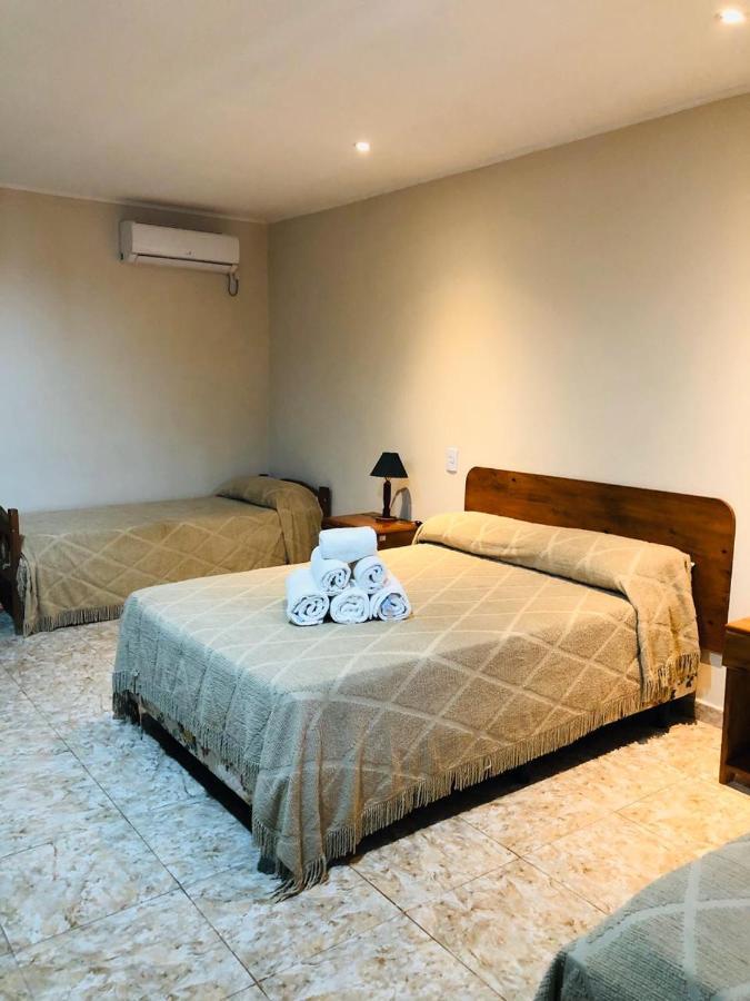 La Familia Hotel Пуерто Игуасу Екстериор снимка