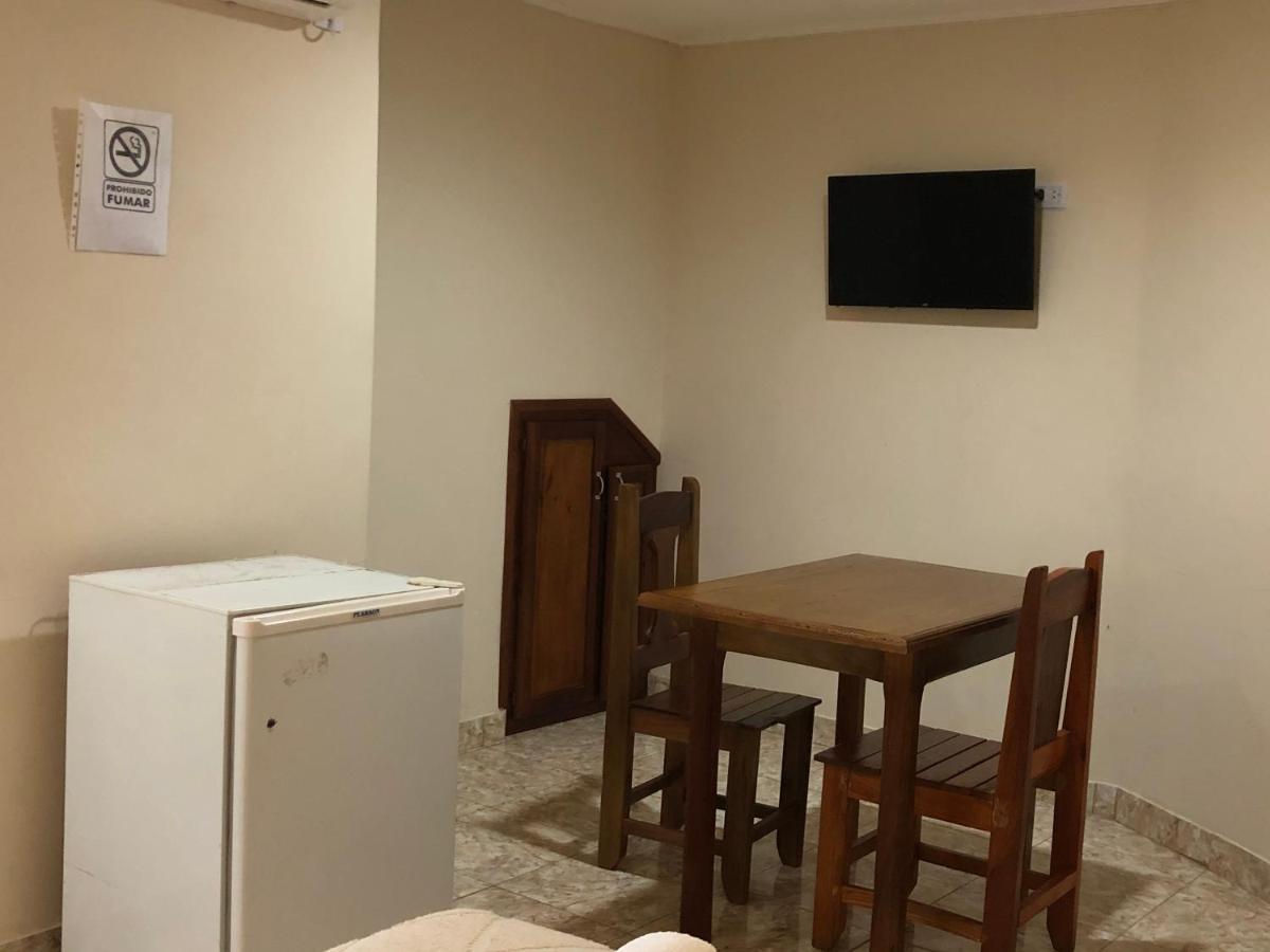 La Familia Hotel Пуерто Игуасу Екстериор снимка