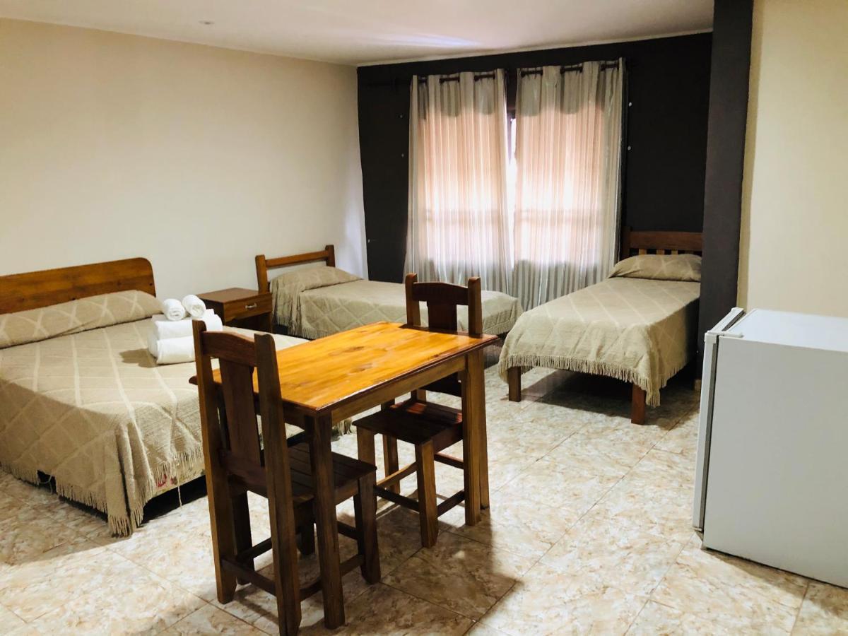 La Familia Hotel Пуерто Игуасу Екстериор снимка